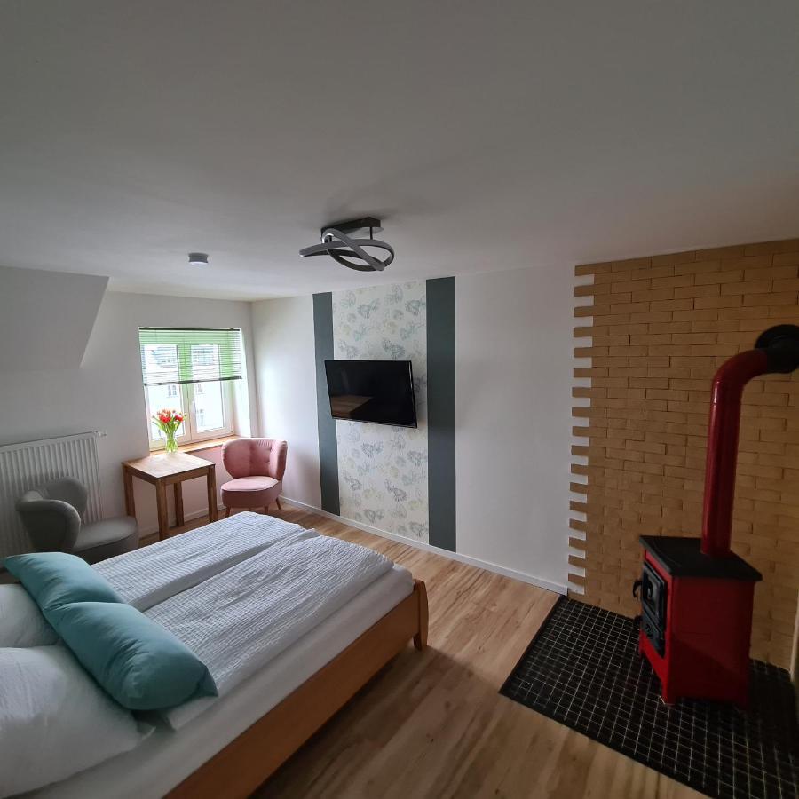 Gaestezimmer Treuen - Bed & Breakfast Экстерьер фото